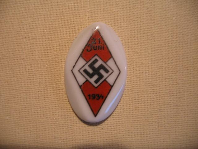 01-Hitlerjugend_1934.jpg
